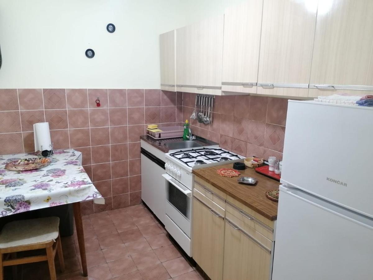 Apartmani Volaric Pag Pag Town Kültér fotó