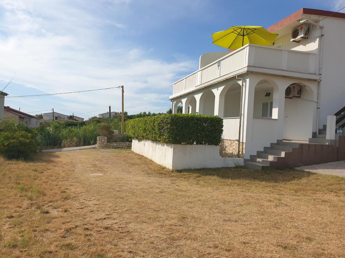 Apartmani Volaric Pag Pag Town Kültér fotó
